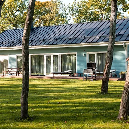 The Peaceful Vacation- M Holiday home *