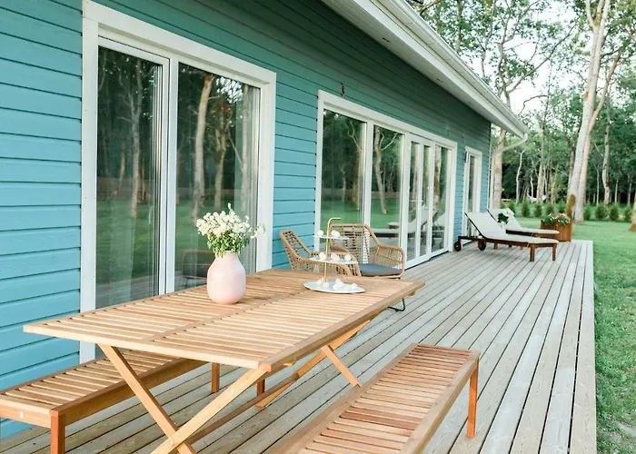 The Peaceful Vacation- M Holiday home *